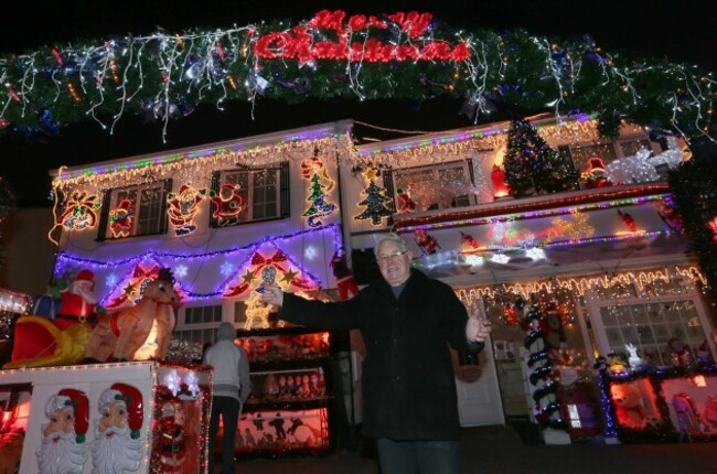 Christmas lights. Des Murphy pictured