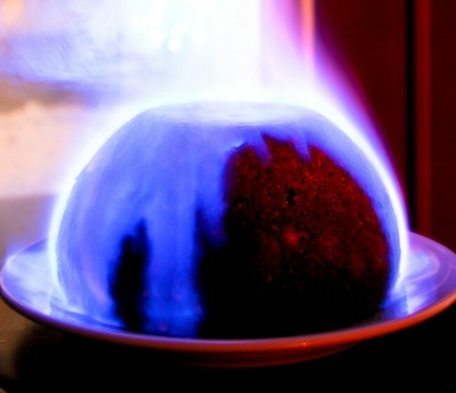 flaming christmas pudding