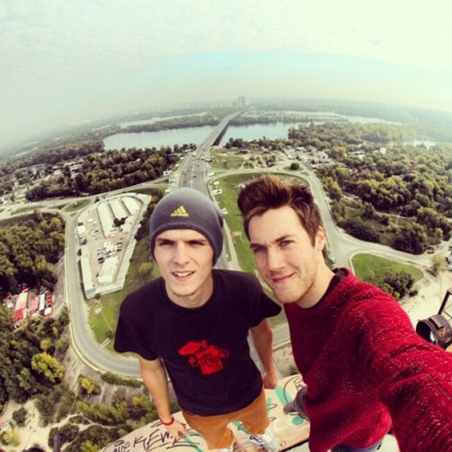 MW & @mrjamesk, Moscow bridge 116 meters. We were arrested after