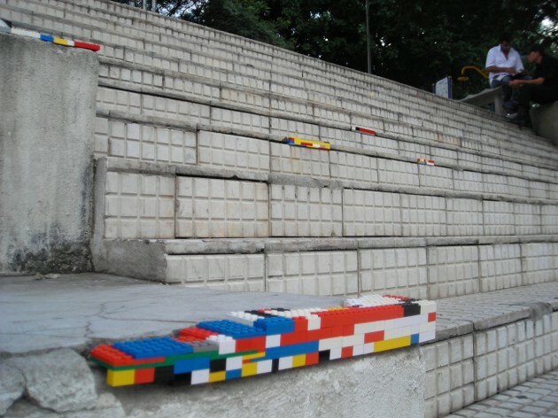 lego hole in the wall