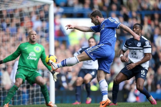 Soccer - Barclays Premier League - Chelsea v Everton - Stamford Bridge