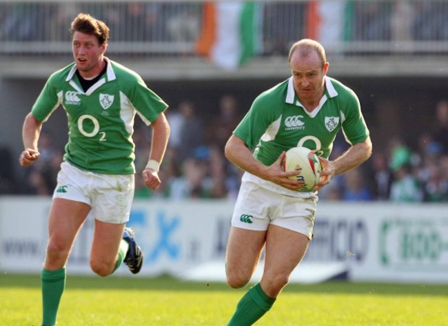 Denis Hickie supported by Ronan O'Gara 20/3/2007