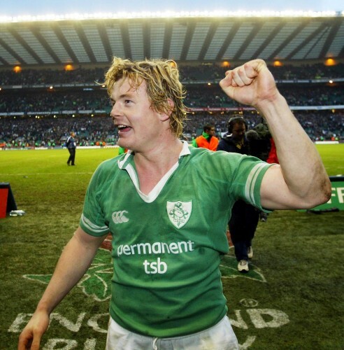 Brian O'Driscoll celebrates victory 6/3/2004