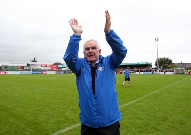 Micke Cooke celebrates