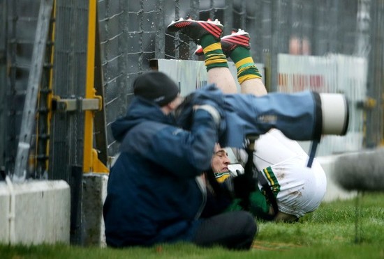 Stephen O’Brien takes a tumble