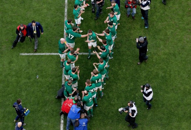 Ireland players form a guard of honour for Brian O'Driscoll after the game