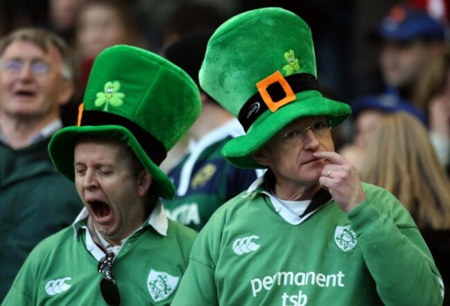 Bored Irish fans