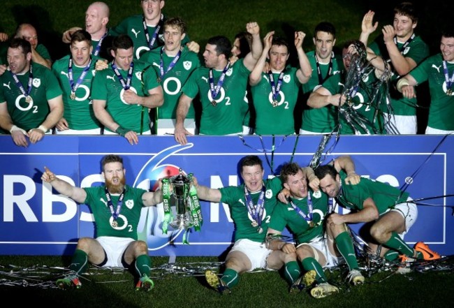 Gordon D'Arcy, Brian O'Driscoll, Jamie Heaslip and Dave Kearney with the Six Nations trophy