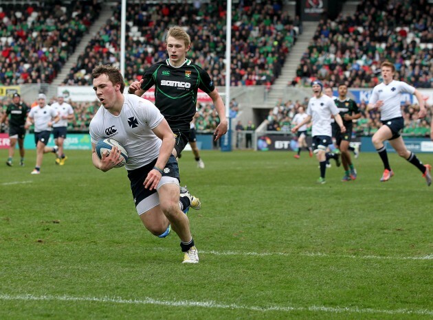 Alastair McIvor runs in to score a try 17/3/2014