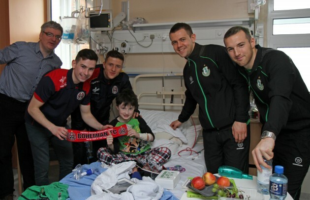 7518-Bohs-Rovers_Temple_St_Childrens_Hospital_visit (1)