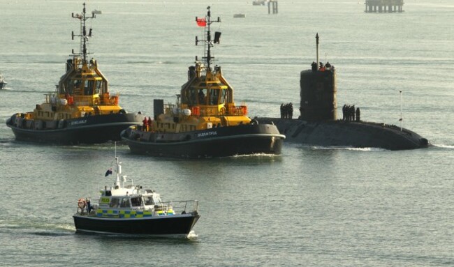 HMS Tireless docks in Southampton