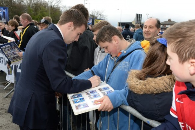 Soccer - Barclays Premier League - Everton v Arsenal - Goodison Park