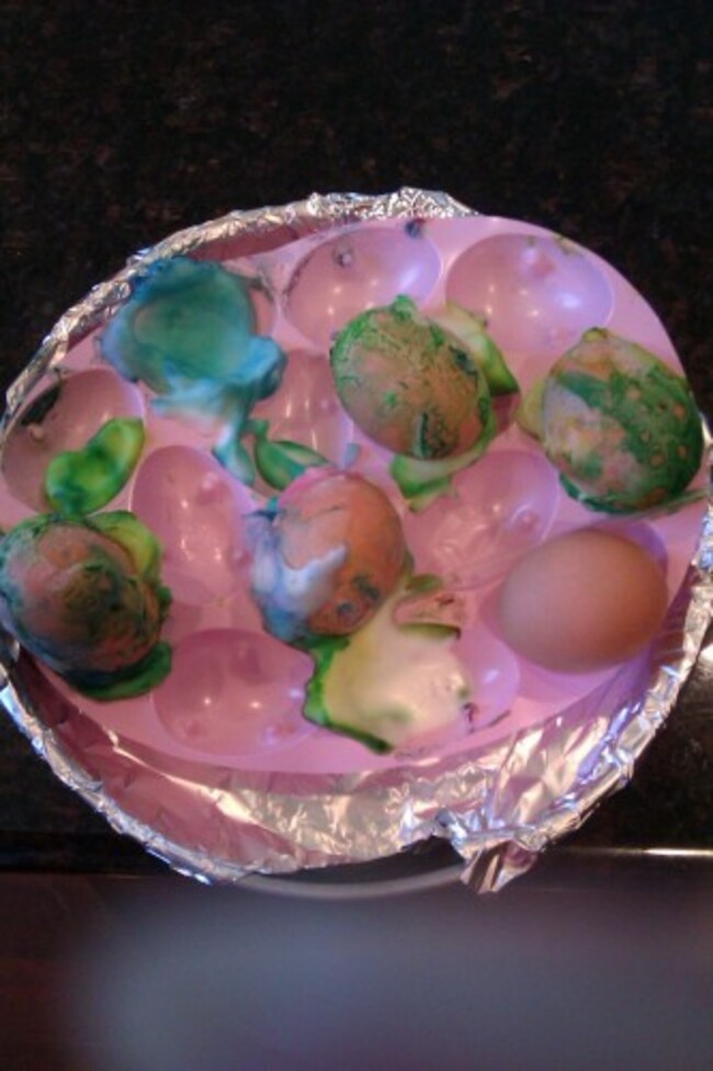 edible-marbled-easter-egg-dye-pinterest-fail