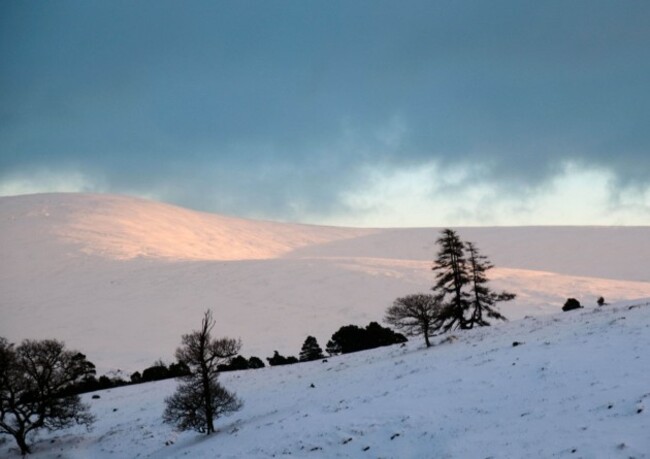 p150 Sun setting on Mullaghcleevaun