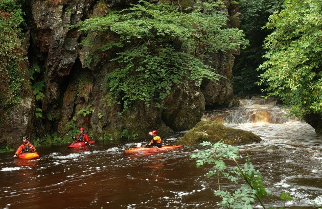 p42 Canoeists on River Dargle