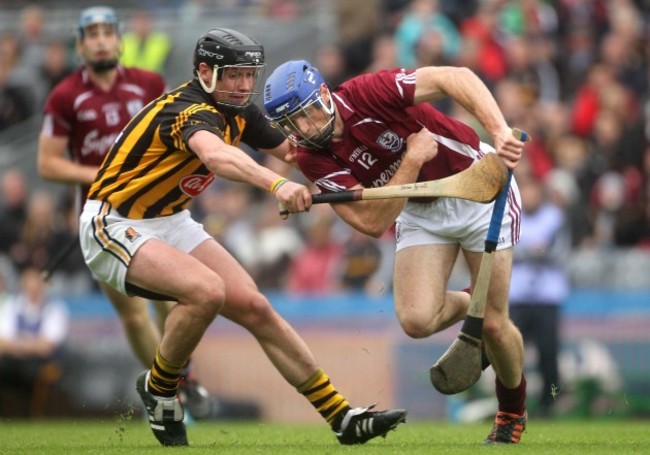 Jackie Tyrell and Cyrill Donnellan &Ecirc;