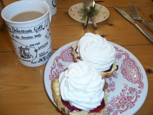 Scone, cream and tea