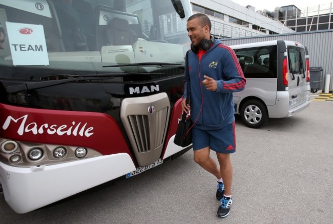 Simon Zebo arrives in Marseille