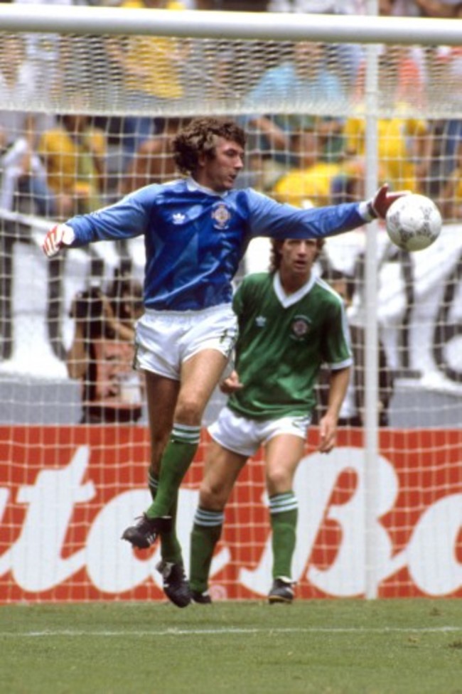 Soccer - FIFA World Cup Mexico 1986 - Group D - Brazil v Northern Ireland - Estadio Jalisco, Guadalajara