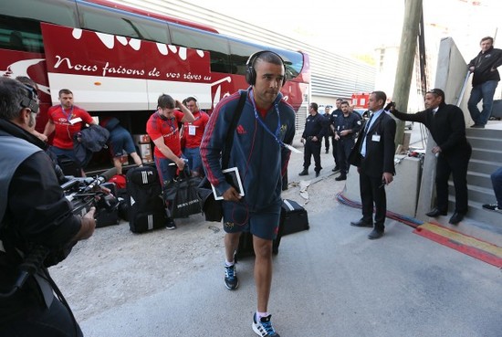 Simon Zebo arrives