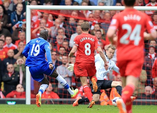 Soccer - Barclays Premier League - Liverpool v Chelsea - Anfield