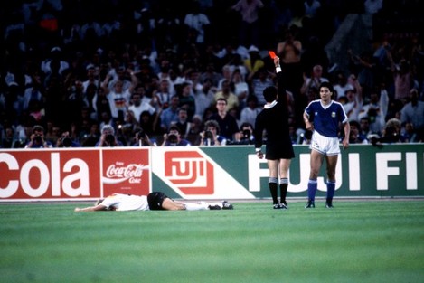 Soccer - World Cup Italia 90 - Final - West Germany v Argentina