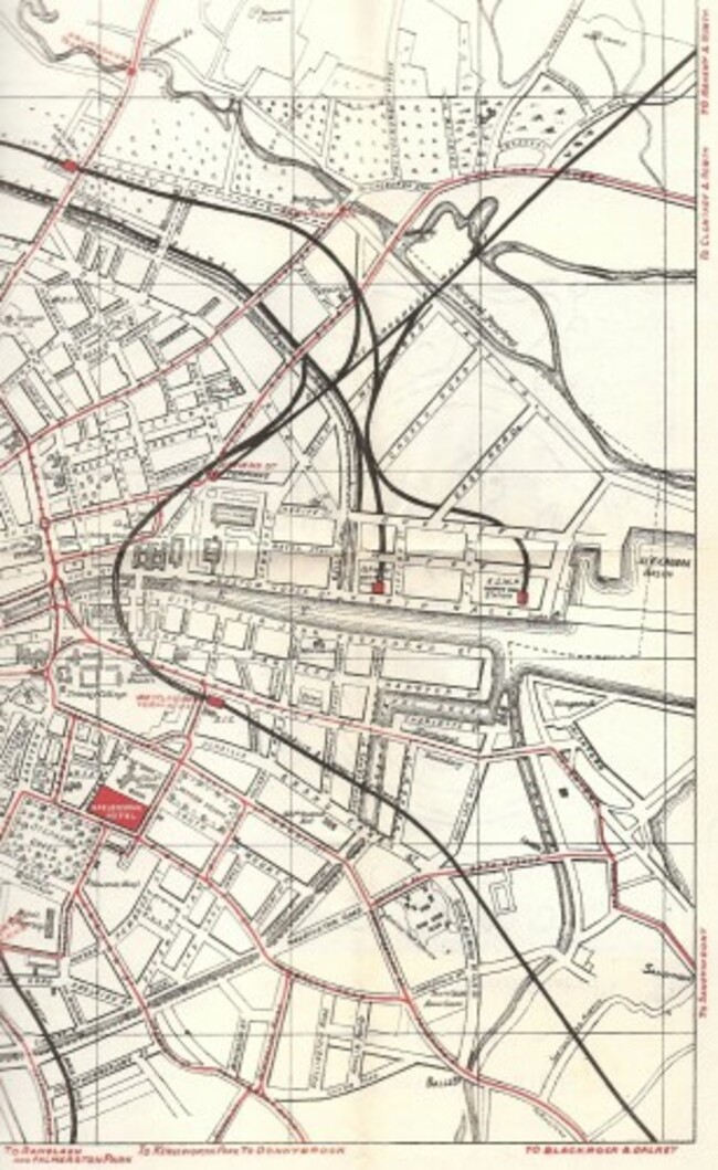 Dublin_East_&_Ctr_w_Roads_&_Trams_w_Termini_inc_centre_pt_Nelsons_Pillar