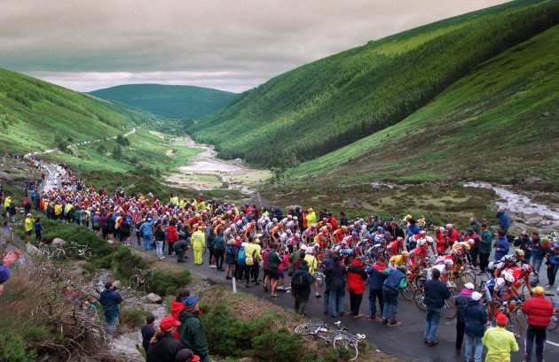 The Tour de France makes its way up the Wicklow Gap 11/7/1998