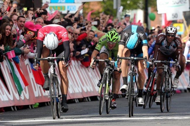 Marcel Kittel comes home to win stage three