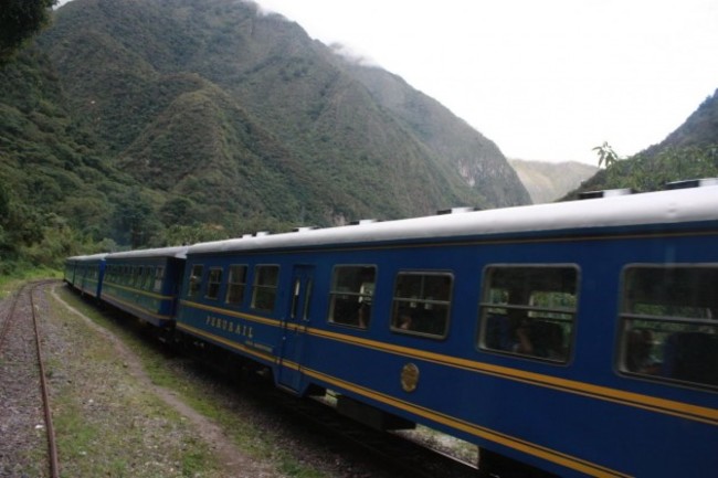 the-belmond-hiram-bingham-travels-through-peru-to-machu-picchu-the-15th-century-incan-city