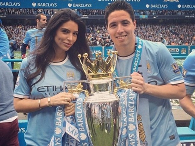 nasri-girlfriend-manchester-city