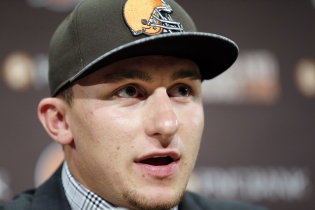 NFL Draft Browns Johnny Arrives Football