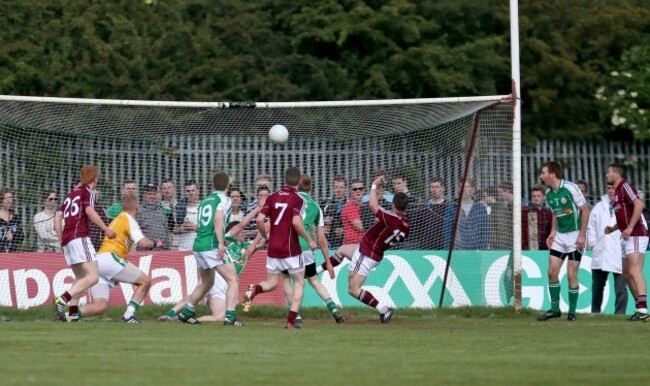 Danny Cummins scores a goal