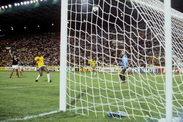 Soccer - World Cup Spain 1982 - Group Six - Brazil v Scotland - Benito Villamarin Stadium, Seville