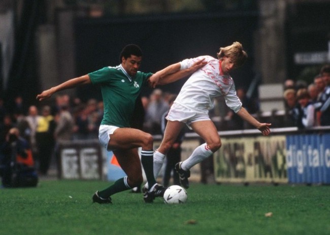 Paul McGrath  tackles Jesper Olsen 13/11/1985