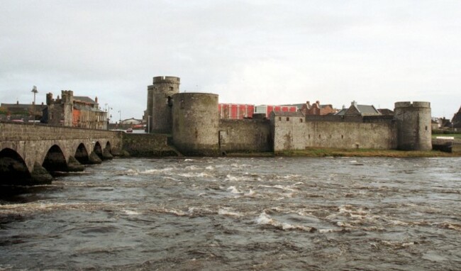 LIMERICK CITY SCENES CASTLES