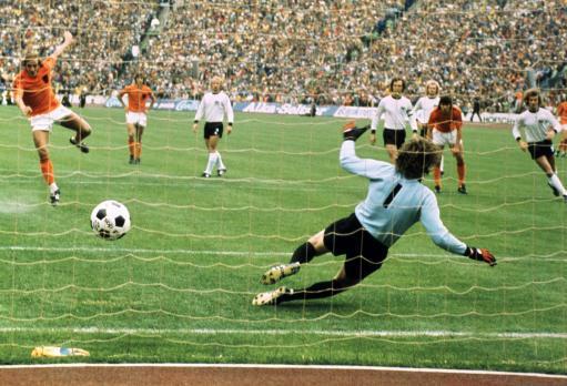 Soccer - World Cup West Germany 1974 - Final - West Germany v Holland