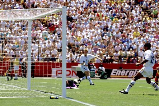 Soccer - World Cup USA 1994 - Quarter Final - Sweden v Romania - Stanford Stadium