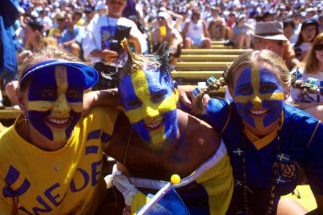 Soccer - FIFA World Cup USA 94 - Semi Final - Sweden v Brazil - Rose Bowl