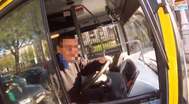 bus-driver-2