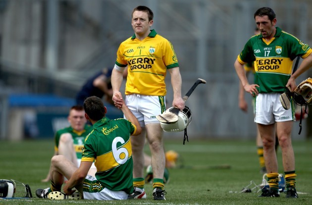 Tadhg Flynn and Darren Dineen dejected
