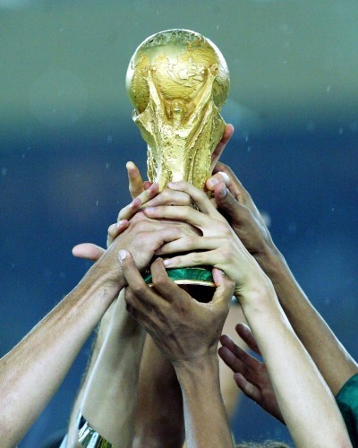 Hands of Brazil players celebrate 30/6/2002 DIGITAL