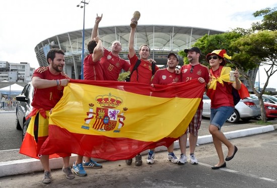 Soccer - FIFA World Cup 2014 - Group B - Spain v Netherlands - Arena Fonte Nova