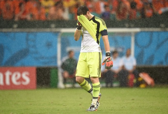 Soccer - FIFA World Cup 2014 - Group B - Spain v Netherlands - Arena Fonte Nova