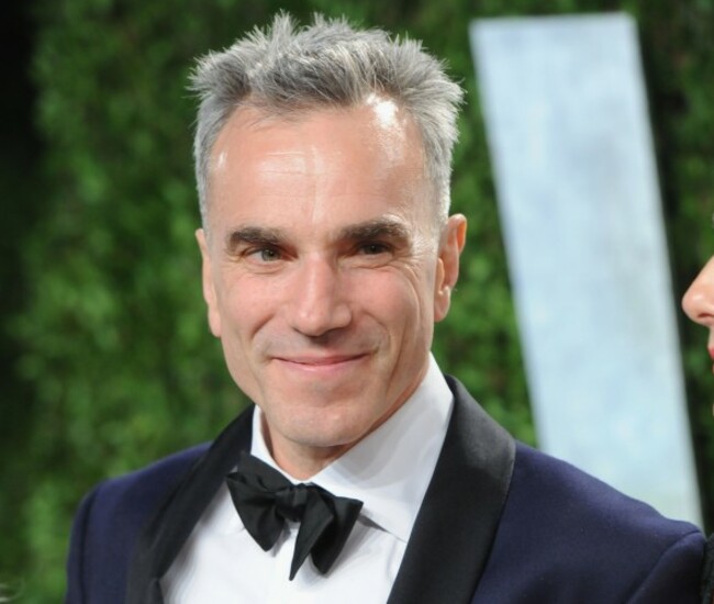 Daniel Day-lewis Has Been Given A Knighthood By Queen Elizabeth