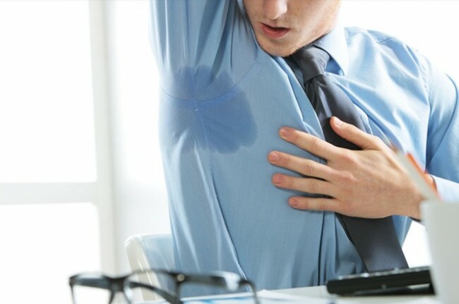 sweating-on-treadmill-desk