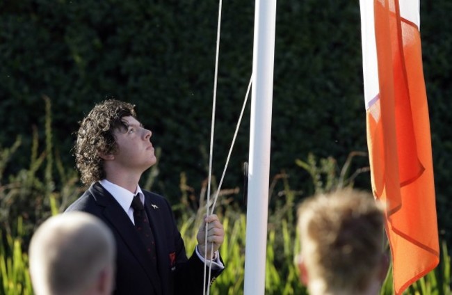 Rory McIlroy raises the Ireland flag 7/9/2007