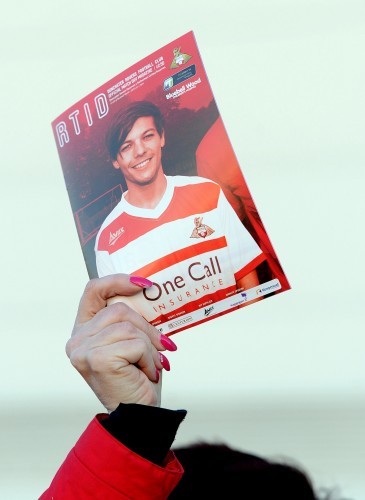 Soccer - Louis Tomlinson's Doncaster Rovers Debut