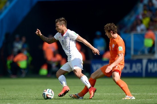 Soccer - FIFA World Cup 2014 - Group B - Netherlands v Chile - Arena Corinthians