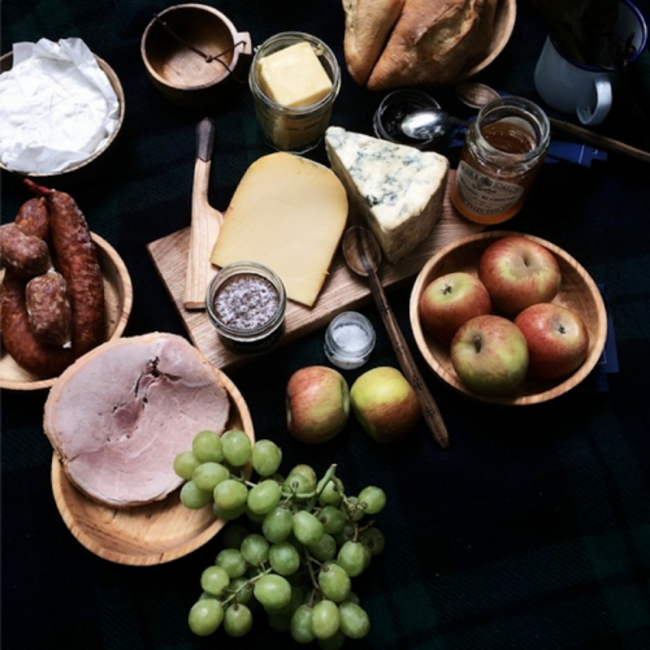 marte-marie-forsberg-is-a-norweigan-food-and-lifestyle-photographer-who-shoots-from-her-cottage-in-the-english-countryside-she-also-posts-photos-from-visits-to-local-farms-giving-her-page-a-feel-of-calm-rusti